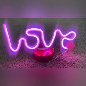 Love sign lamp